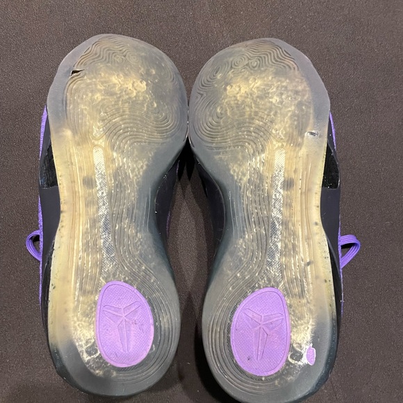 Nike Kobe 9 Elite Moonwalker - Picture 3 of 5